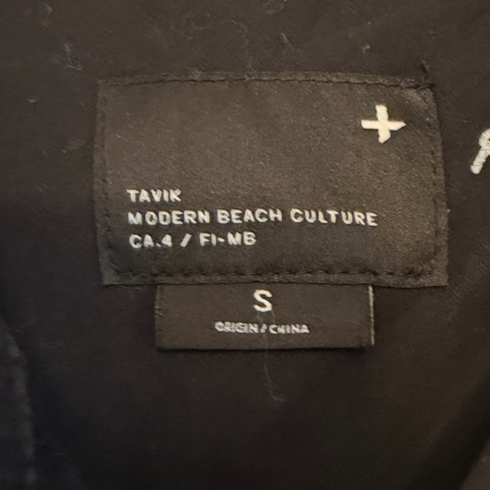 Tavik Beach Born City Raised Men’s Black Casual Button Down Shirt with letter, S - Picture 2 of 6